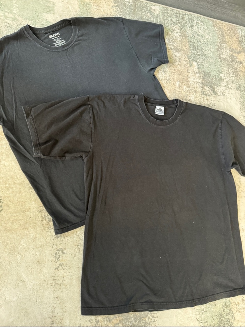 Bundle of John Son and Gildan Black Short Sleeve Crew Neck T-Shirts